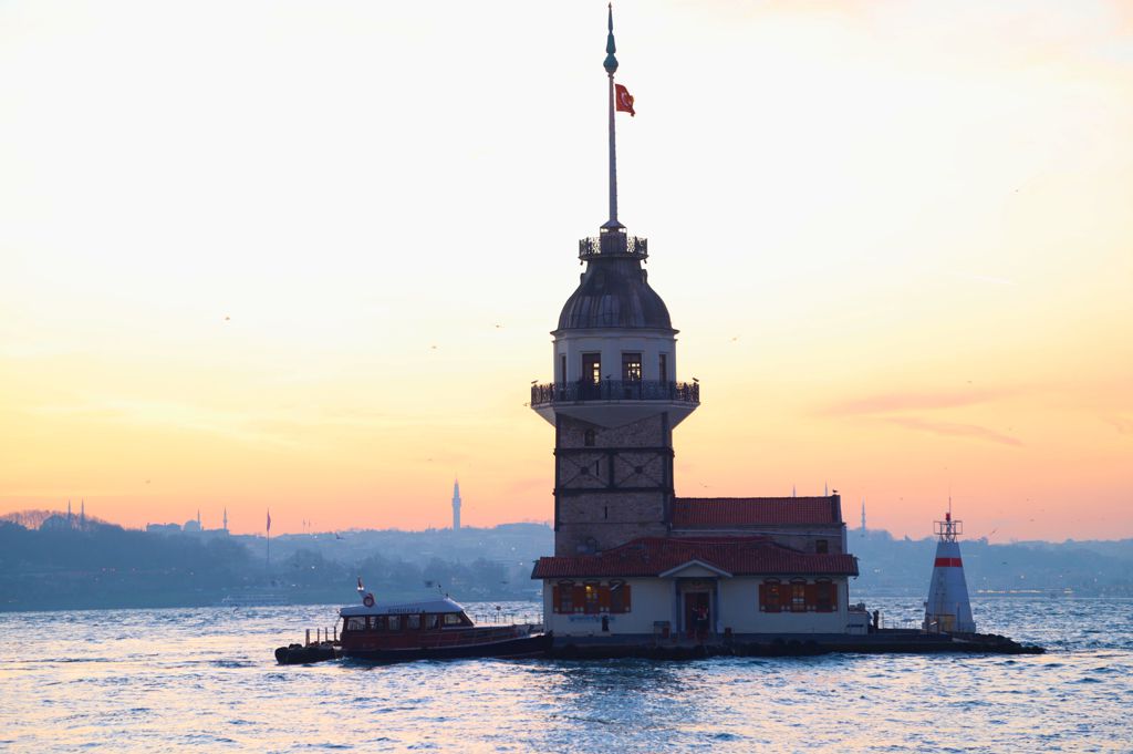 土耳其处女塔建筑光景图片