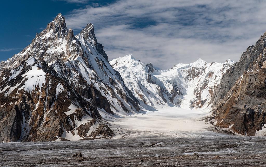 巴基斯坦比亚瓦冰川,雪山,巴基斯坦