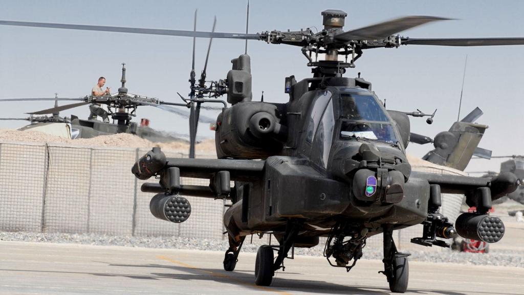 麦克唐纳道格拉斯AH-64阿帕奇,战斗直升机,停车,导弹