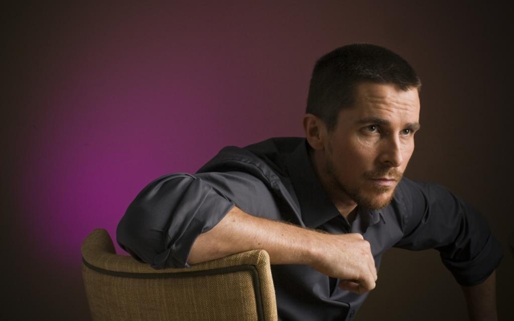 Wallpaper Christian Bale,男,Christian Bale,衬衫,椅子,演员