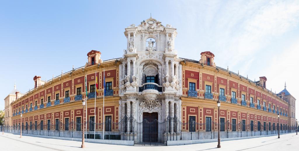 西班牙圣特尔莫宫图片