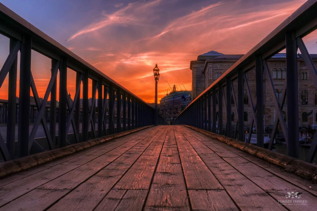 空的棕色桥在日落期间,斯德哥尔摩高清壁纸
