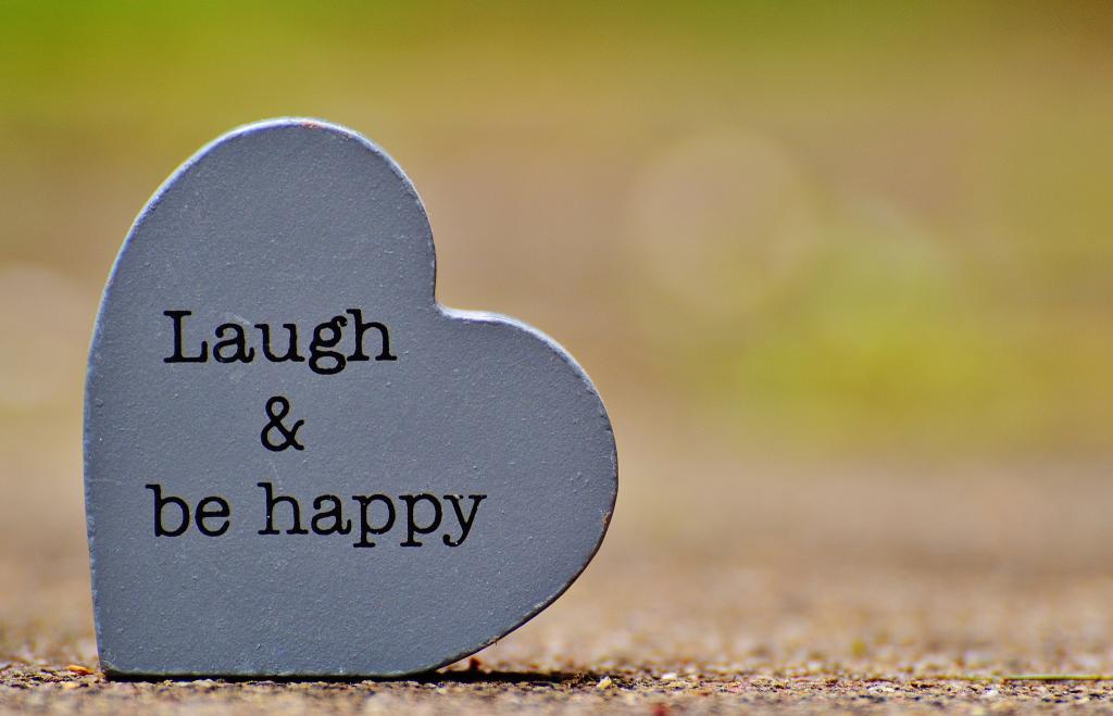 closeup photo of heart-shape gray Laugh & Be Happy deco HD wallpaper