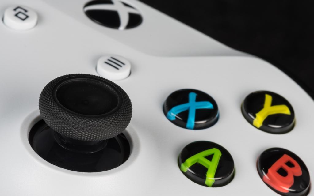 按钮,游戏杆,Xbox游戏