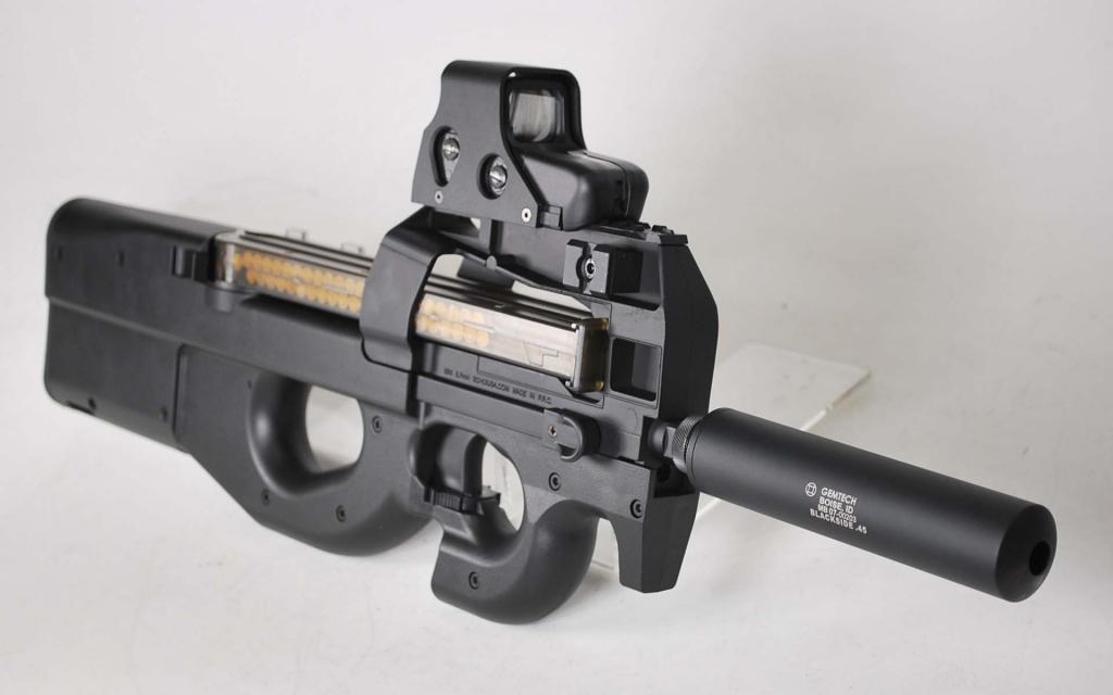 Kevlar是个人防卫武器,于1986  -  1987年研制。