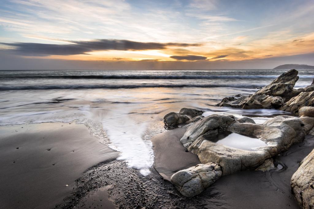 日落,岩石,海滩,岩石,海滩的照片爱尔兰高清壁纸