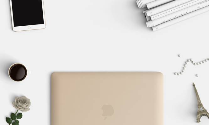 白色智能手机和MacBook在白色表面HD墙纸顶部