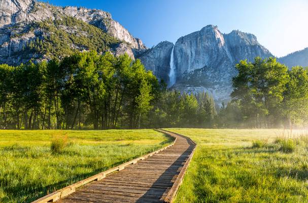山,瀑布,树木,轨道,优胜美地国家公园,加州,森林,美国
