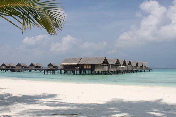 高跷上的平房,蓝色的海水,马尔代夫,天堂岛