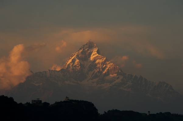 山,山,安纳布尔纳山脉,喜马拉雅山脉,尼泊尔,“鱼尾”,吉米·沃尔什摄影,Machapuchare