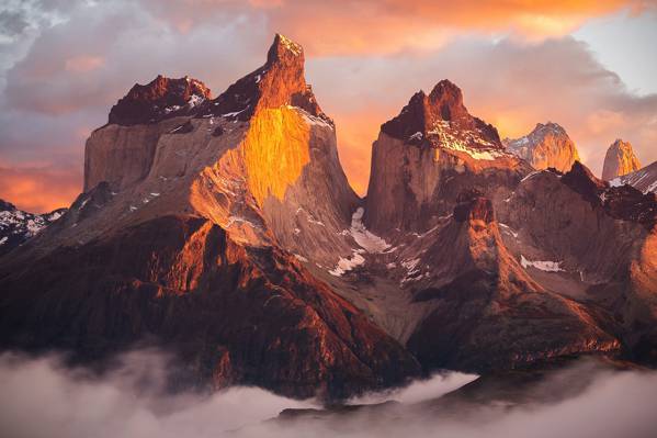 国家公园托雷斯德尔潘恩,早上,智利,光,巴塔哥尼亚,南美洲,安第斯山脉,阴影