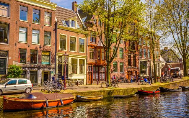 壁纸春天,河,船,建筑物,运河,船,阿姆斯特丹,荷兰,老,阿姆斯特丹,春天