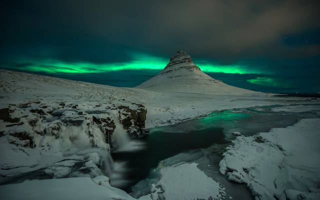 火山,山,Kirkjufell,雪,瀑布,北极光,夜晚,冰岛,岩石