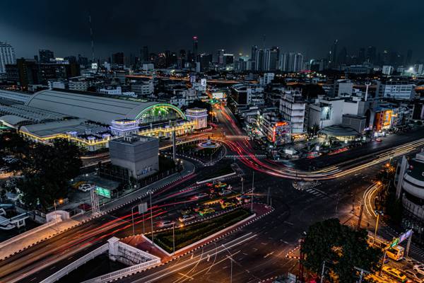 夜色下的泰国曼谷