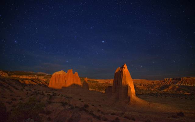岩石,沙漠,夜晚,峡谷,满天星斗的天空