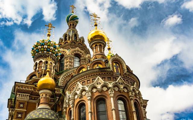 圣彼得堡,蓝蓝的天空,血的救世主大教堂