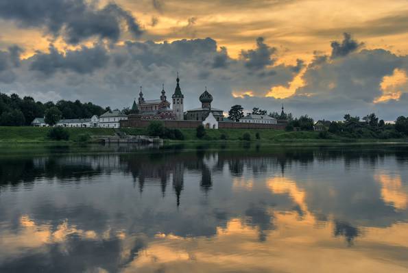 修道院,晚上,Staraya拉多加,列宁格勒州,夏天,河流