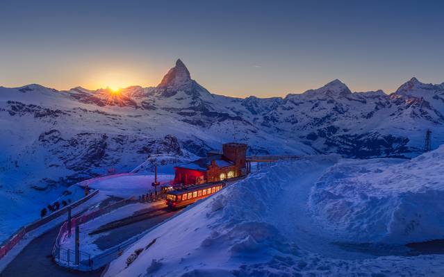 瑞士,阿尔卑斯山,冬天,2月,度假村,太阳,天空,日落