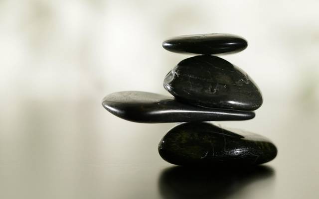 平衡,平衡,石头