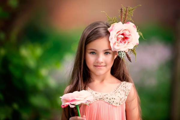 女孩,小花,儿童摄影,美丽的眼睛,微笑,花卉