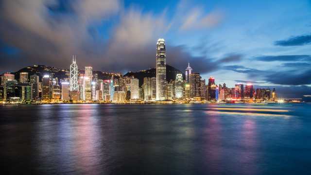 繁荣喧嚣的香港