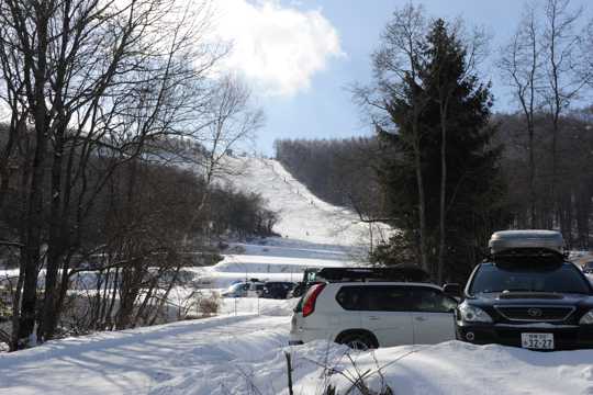 日本长野县志贺高原滑雪场景象图片