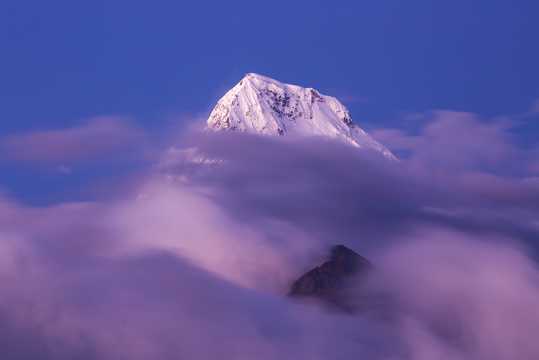 尼泊尔安纳布尔纳峰景致图片
