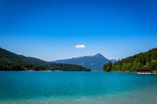 德国瓦尔兴湖自然景致图片
