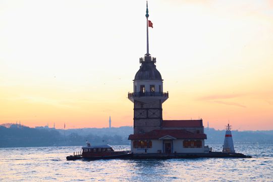 土耳其处女塔建筑光景图片