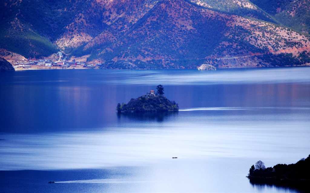 四川泸沽湖唯美景致图片