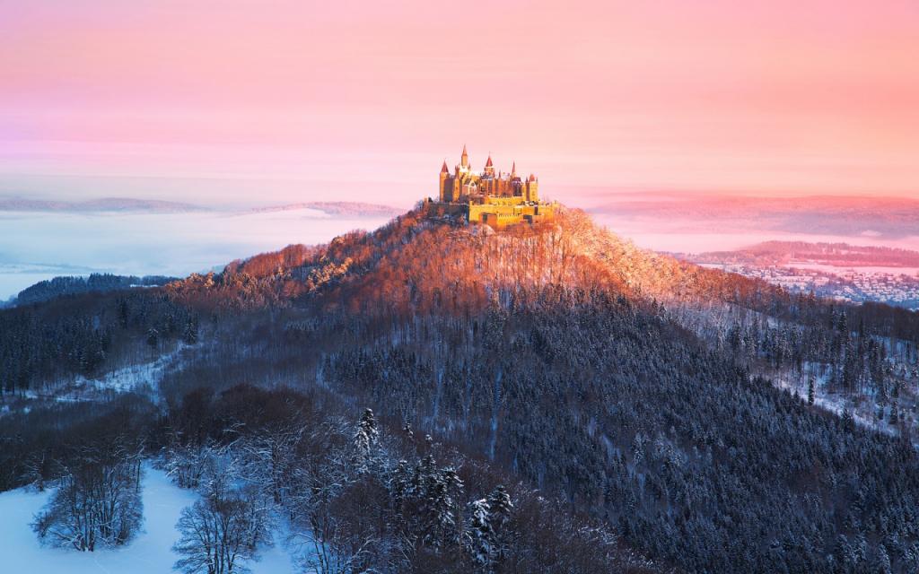 壁纸早晨,光,雾,德国,巴登 - 符腾堡州,Hohenzollern城堡,城堡,Hohenzollern城堡,Hohenzollern山顶