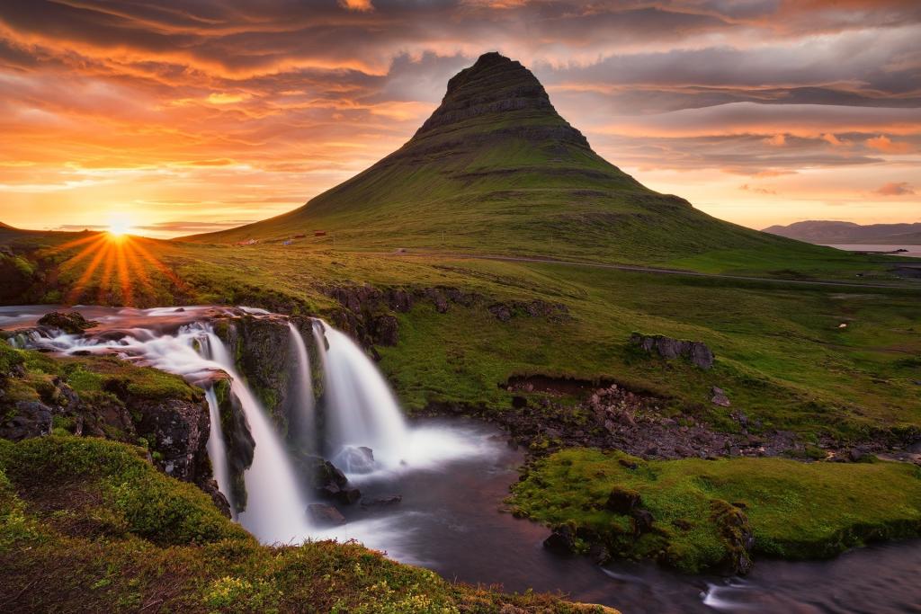 火山,山,Kirkjufell,瀑布,冰岛,太阳,天空,岩石,云彩