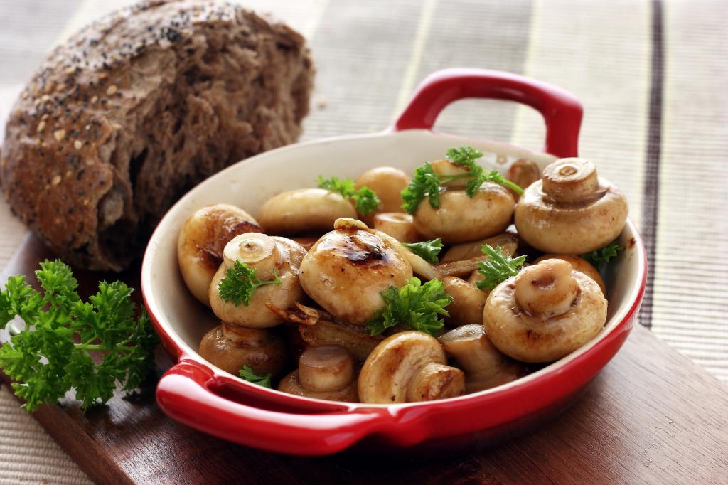 美味炖蘑菇图片
