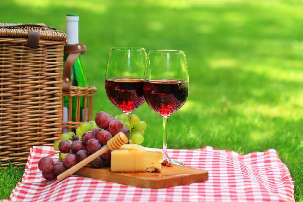 餐巾,瓶,性质,草,酒,红色,奶酪,眼镜,野餐,篮子,葡萄
