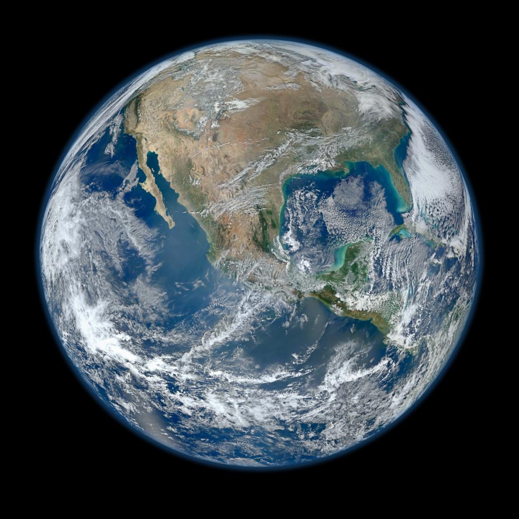 走出世界摄影的球体地球高清壁纸