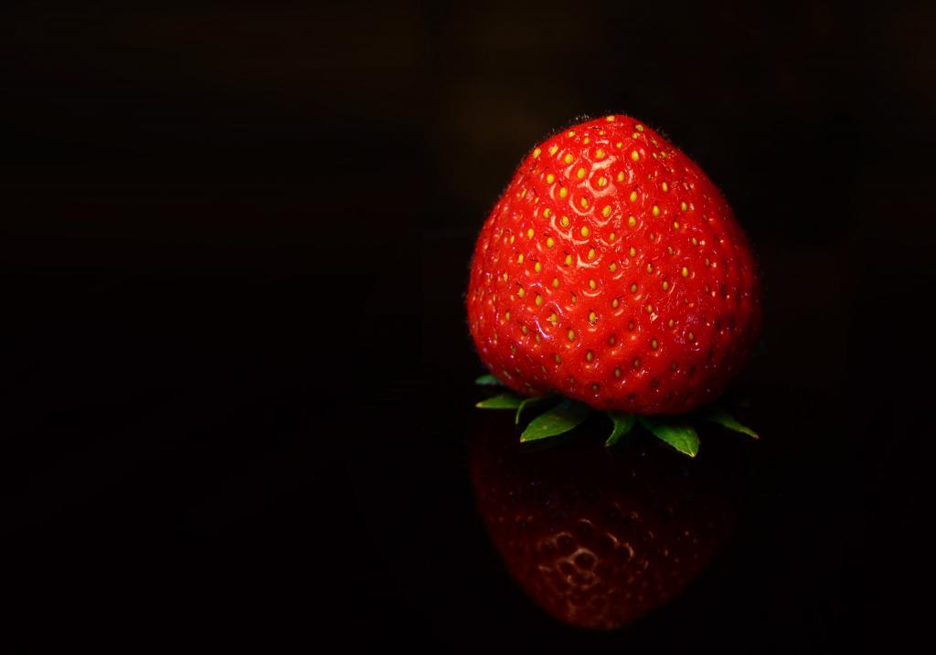 草莓高清壁纸的选择性焦点