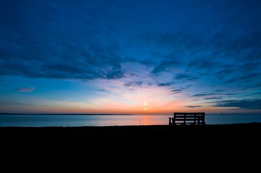板凳,黎明,湖,早晨,商店,日出,太阳,天空,地平线,云彩